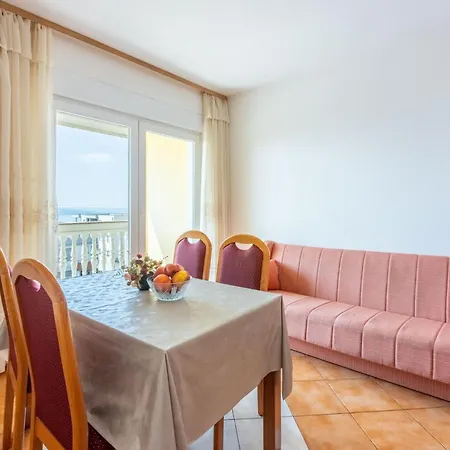 Fuer 3 Personen Mit Balkon By Interhome Appartement *