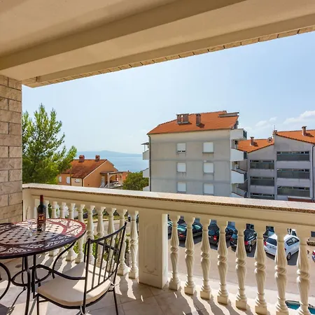 Fuer 3 Personen Mit Balkon By Interhome Crikvenica