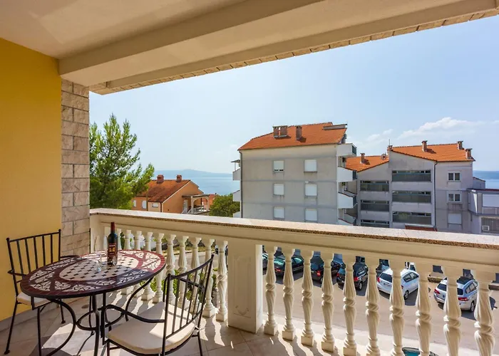 Fuer 3 Personen Mit Balkon By Interhome Crikvenica